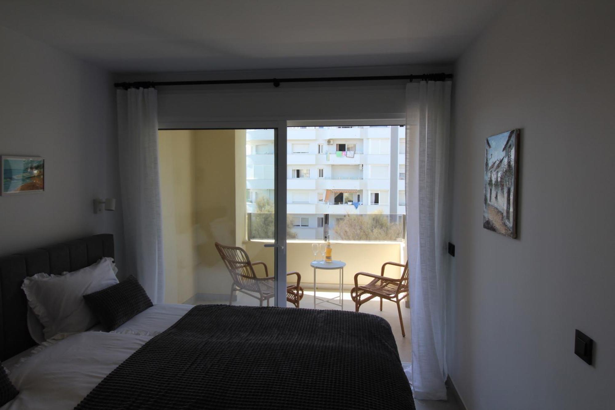 Apartment 121- Beachfront With Views,