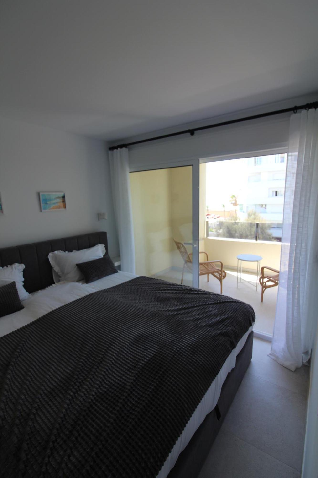 121- Beachfront With Views, Apartment Fuengirola